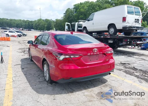 2023 Toyota Camry Le z USA, uszkodzony, nr VIN 4T1R11AK2PU121962